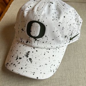Oregon Ducks Nike hat